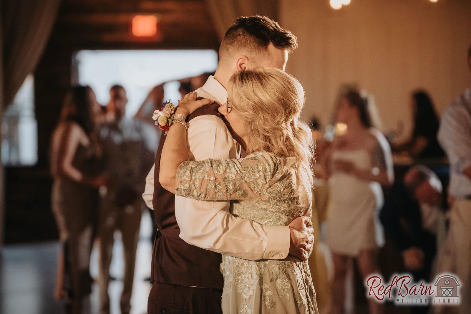 Red Barn Wedding Photography